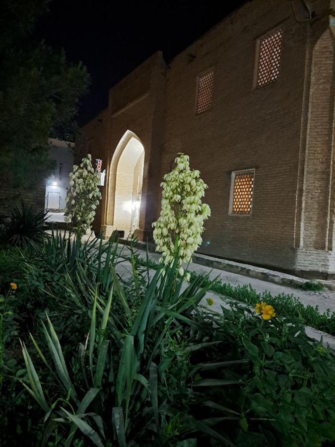 Mekhtar Ambar Hotel Bukhara Exterior photo